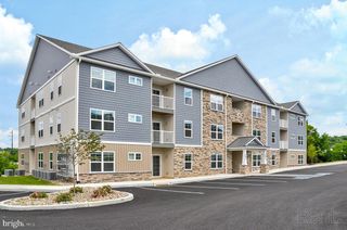 3735 Main St Apt D104, Morgantown, PA 19543