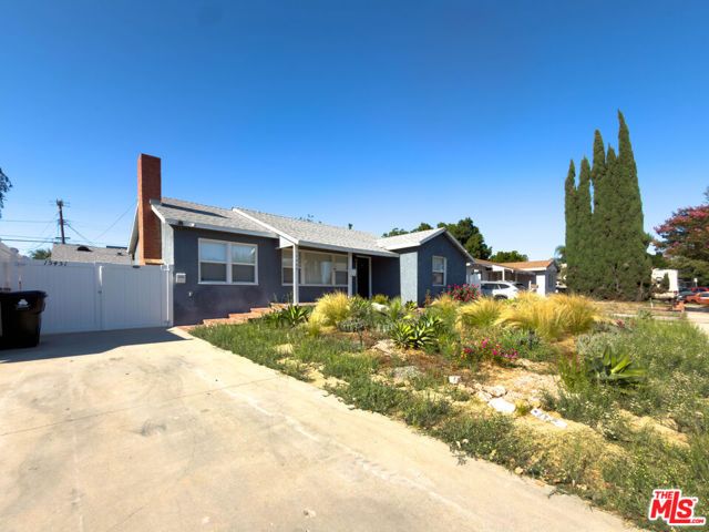 15449 Septo Street, Los Angeles, CA 91345