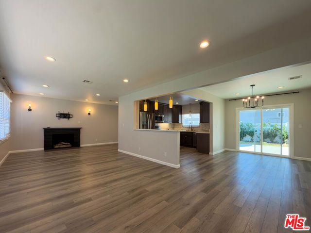 15449 Septo Street, Los Angeles, CA 91345