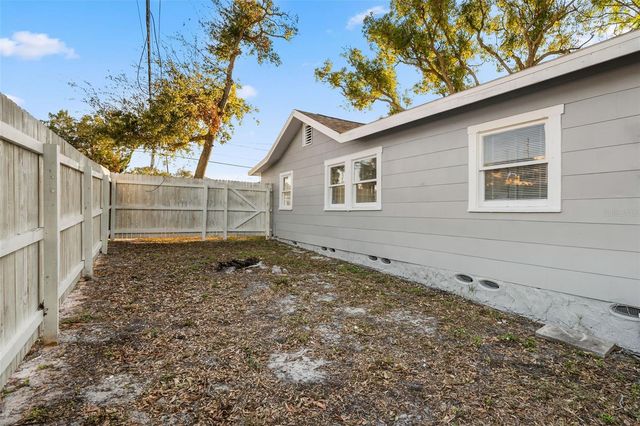 412 PLEASANT STREET, Clearwater, FL 33755