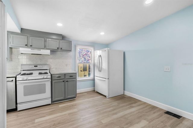 412 PLEASANT STREET, Clearwater, FL 33755