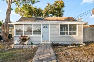 412 PLEASANT STREET, Clearwater, FL 33755