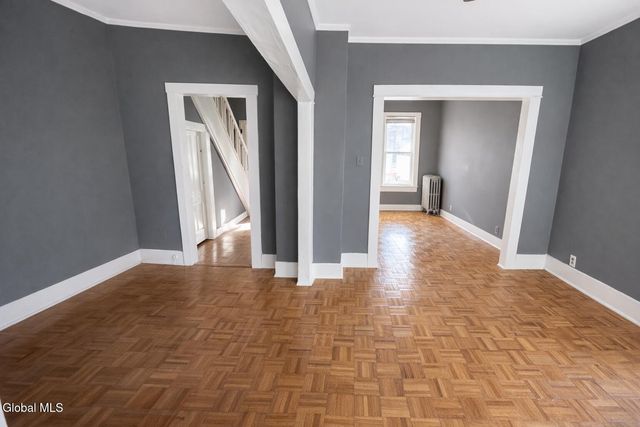 11 Landon Terrace, Schenectady, NY 12308