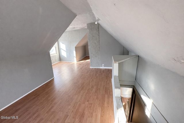 11 Landon Terrace, Schenectady, NY 12308