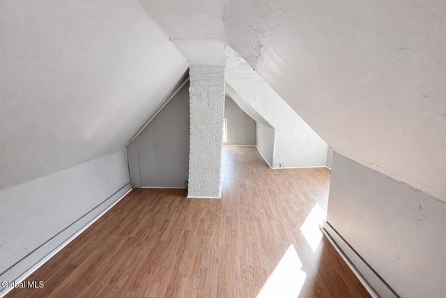 11 Landon Terrace, Schenectady, NY 12308