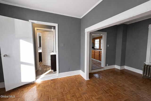 11 Landon Terrace, Schenectady, NY 12308