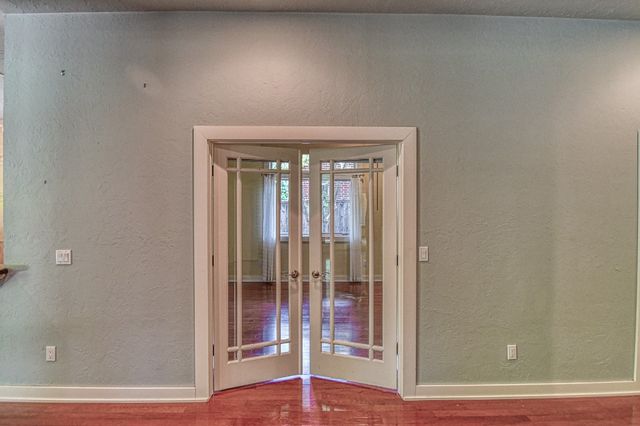 823 S Flood Avenue, Norman, OK 73069
