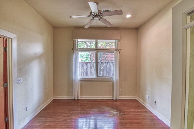 823 S Flood Avenue, Norman, OK 73069