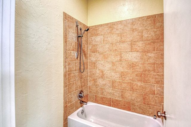 823 S Flood Avenue, Norman, OK 73069