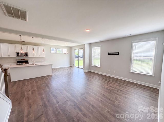 4273 Stream Dale Circle NW, Concord, NC 28027
