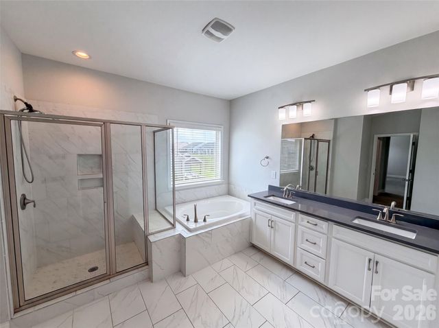 4273 Stream Dale Circle NW, Concord, NC 28027