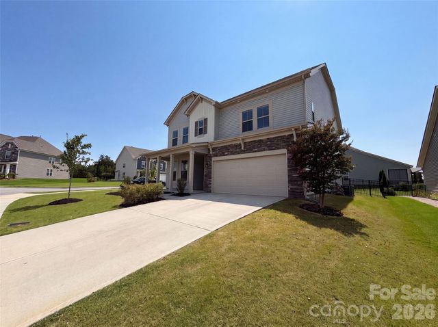 4273 Stream Dale Circle NW, Concord, NC 28027