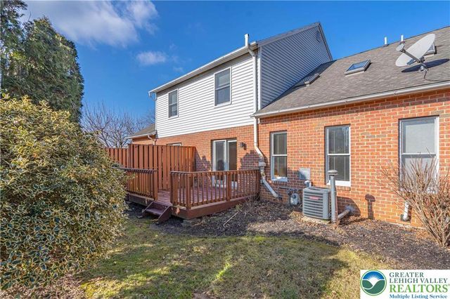 364 Biondo Court, Bethlehem City, PA 18017