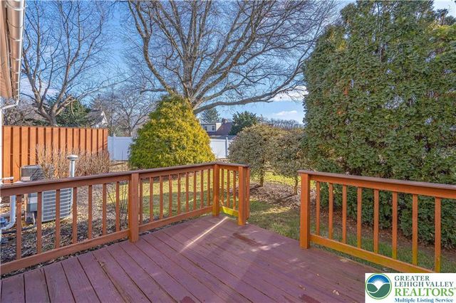 364 Biondo Court, Bethlehem City, PA 18017