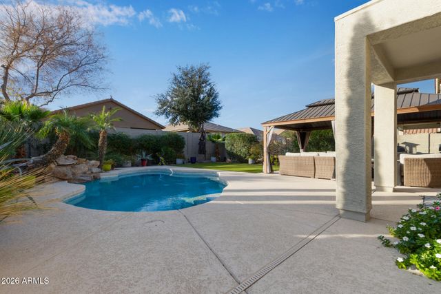 9220 N 182nd Drive, Waddell, AZ 85355