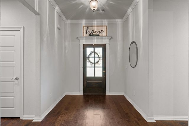 5819 W Cane Hill Drive, Fayetteville, AR 72704