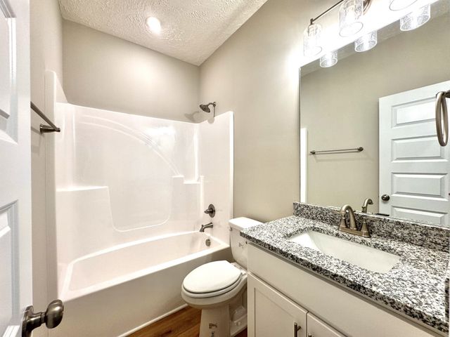 69 Laurel View St, Manchester, TN 37355
