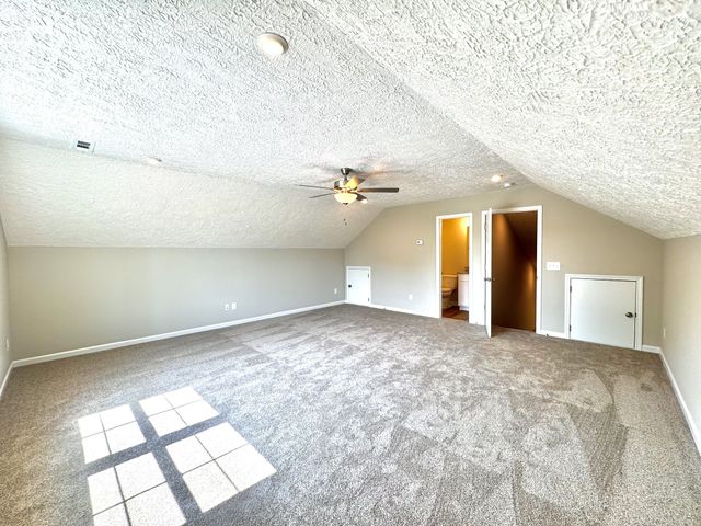 69 Laurel View St, Manchester, TN 37355