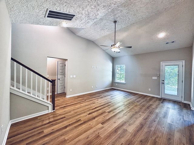 69 Laurel View St, Manchester, TN 37355