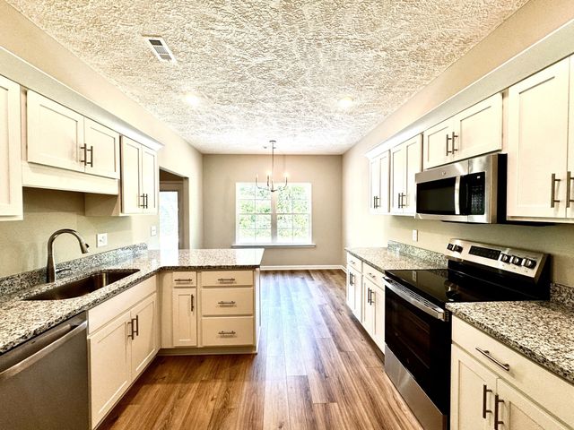 69 Laurel View St, Manchester, TN 37355
