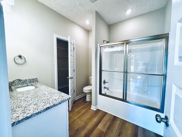69 Laurel View St, Manchester, TN 37355