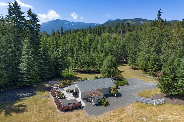 5541 S Doss Road, Port Angeles, WA 98362