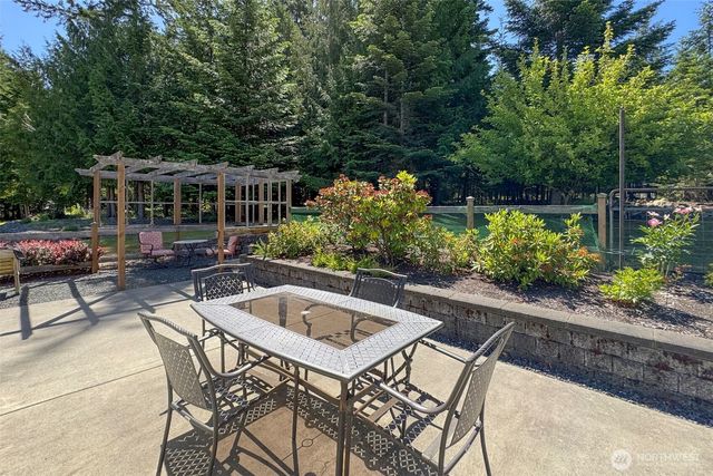 5541 S Doss Road, Port Angeles, WA 98362