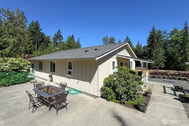 5541 S Doss Road, Port Angeles, WA 98362