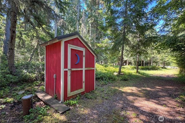 5541 S Doss Road, Port Angeles, WA 98362