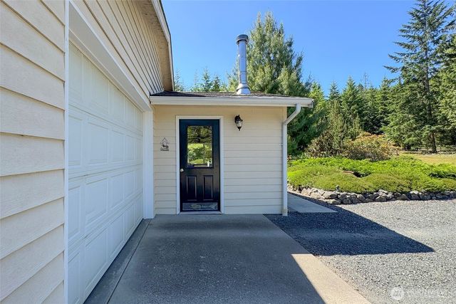 5541 S Doss Road, Port Angeles, WA 98362