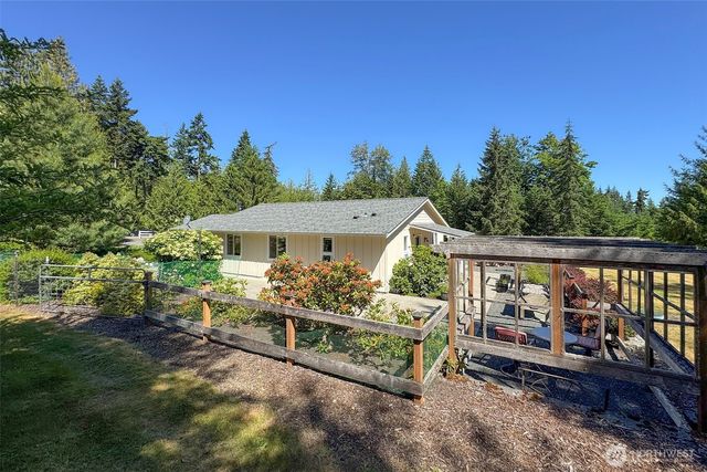 5541 S Doss Road, Port Angeles, WA 98362