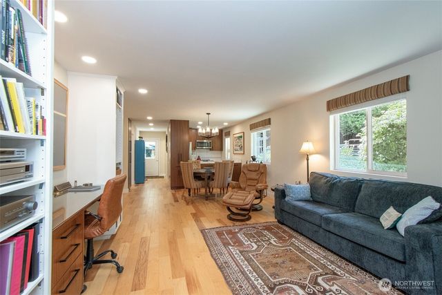 5541 S Doss Road, Port Angeles, WA 98362