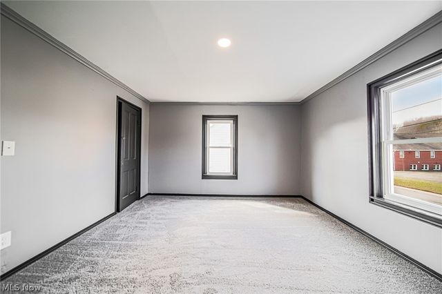 11294 Lincoln Street SE, Robertsville, OH 44670