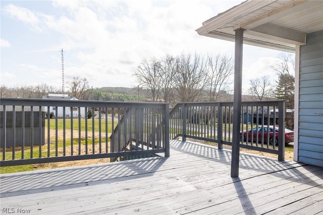 11294 Lincoln Street SE, Robertsville, OH 44670