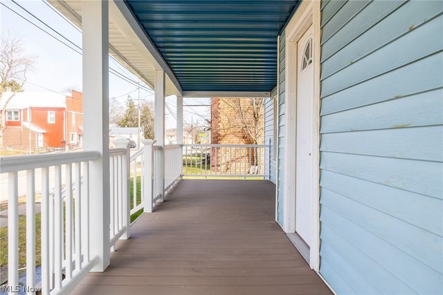 11294 Lincoln Street SE, Robertsville, OH 44670