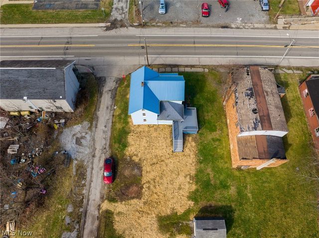 11294 Lincoln Street SE, Robertsville, OH 44670