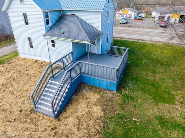 11294 Lincoln Street SE, Robertsville, OH 44670