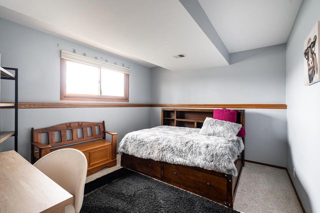 2713 Lancaster DRIVE, Waukesha, WI 53188