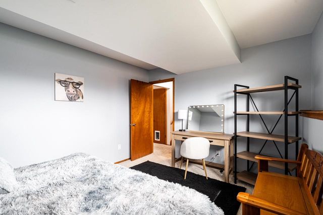 2713 Lancaster DRIVE, Waukesha, WI 53188