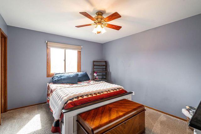 2713 Lancaster DRIVE, Waukesha, WI 53188