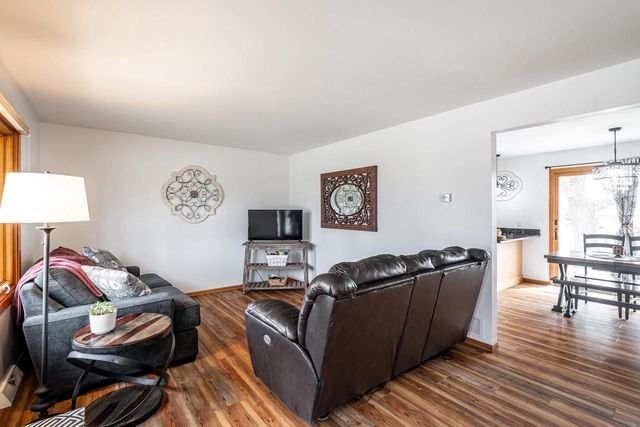 2713 Lancaster DRIVE, Waukesha, WI 53188