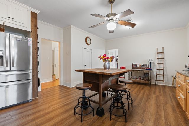 218 Bellevue Drive, Cleburne, TX 76033