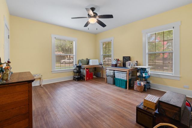 218 Bellevue Drive, Cleburne, TX 76033
