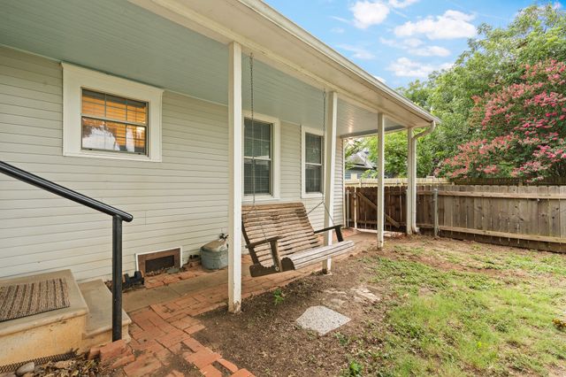 218 Bellevue Drive, Cleburne, TX 76033