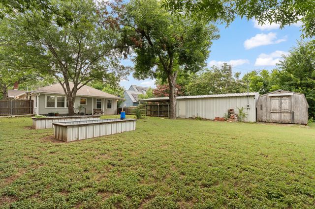 218 Bellevue Drive, Cleburne, TX 76033