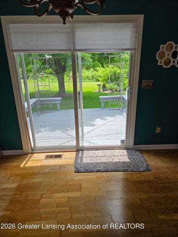 6145 Lindsey Lane, Lansing, MI 48911