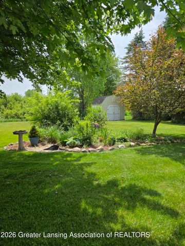 6145 Lindsey Lane, Lansing, MI 48911