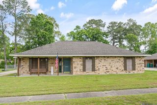 3615 Cherry St, Zachary, LA 70791