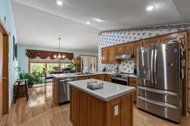 2 Penzance Drive, Bella Vista, AR 72714