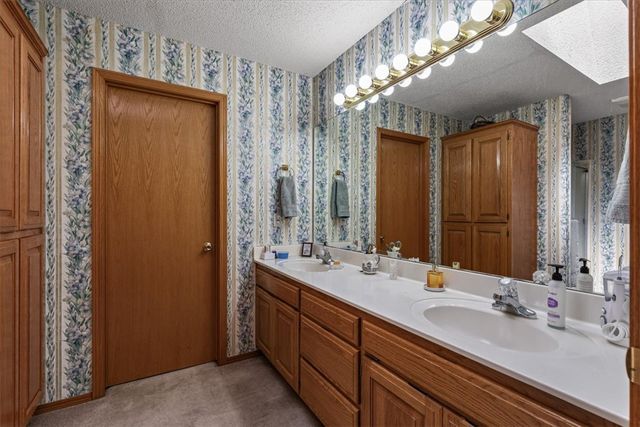 2 Penzance Drive, Bella Vista, AR 72714